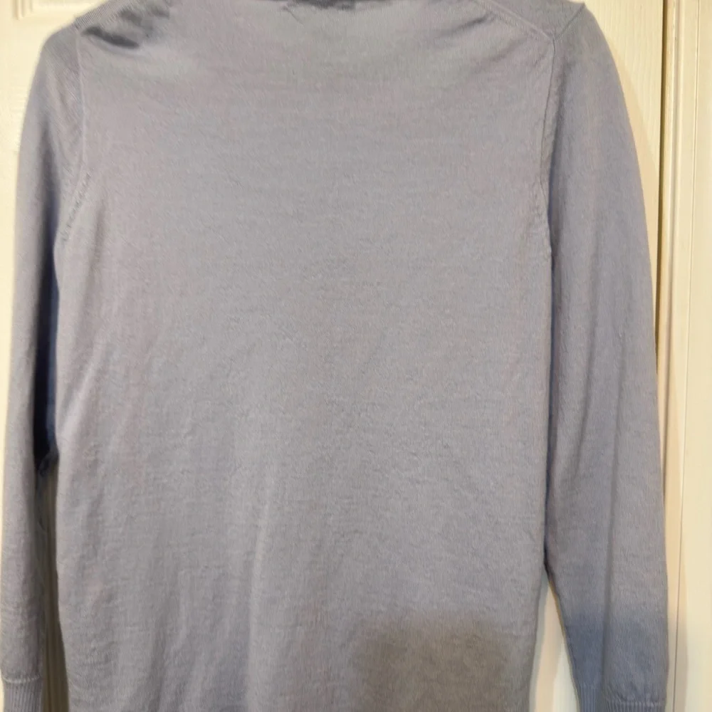 J. Crew Soft Blue Grey Merino Wool Light Top size‎ M